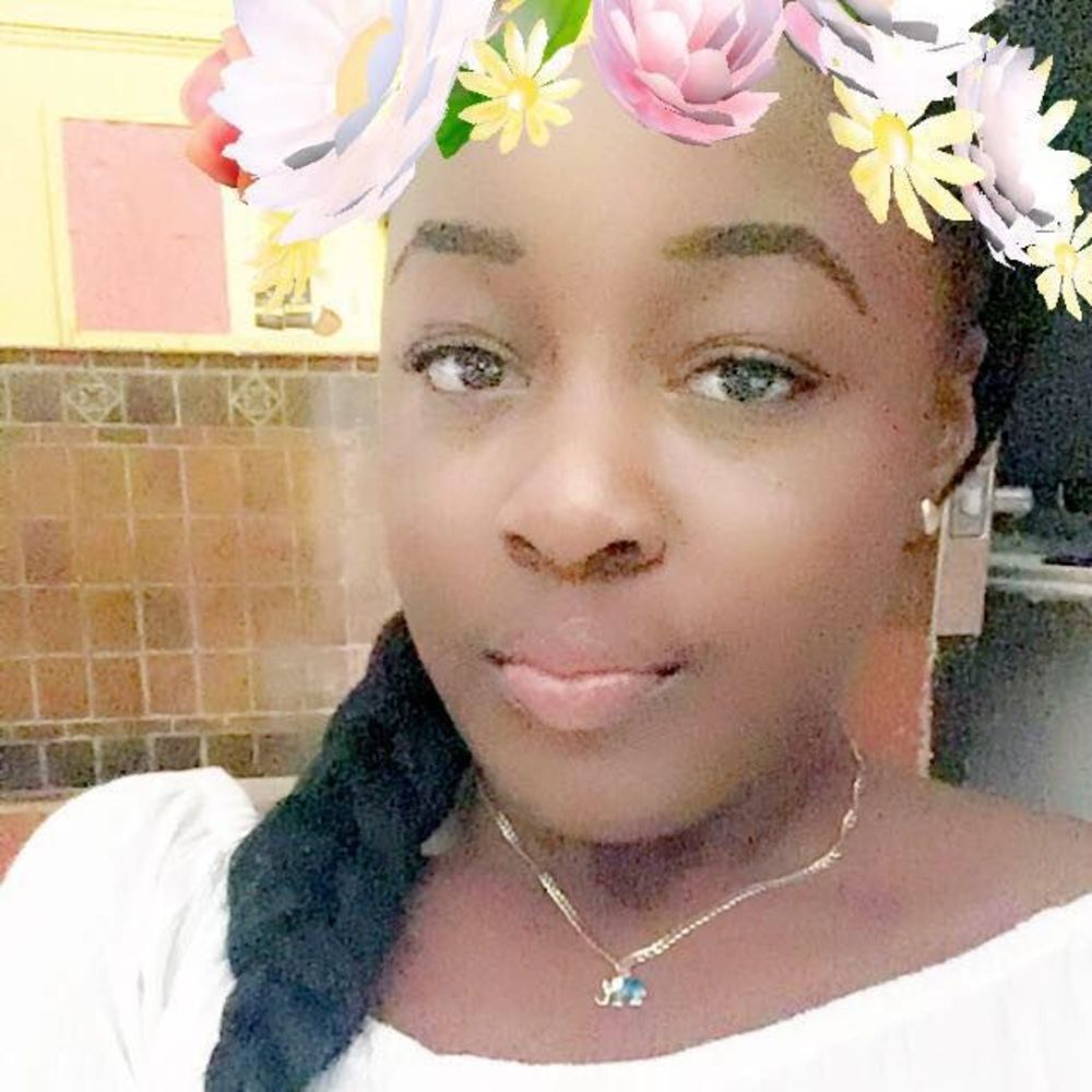 Meet your Posher, Sophonie
